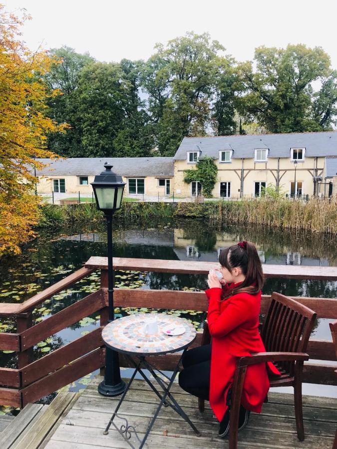 Auberge Du Manet モンティニー・ル・ブルトンヌー エクステリア 写真